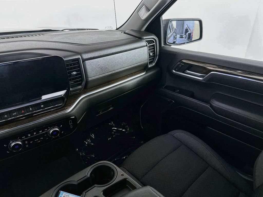 Used 2023 GMC Sierra 1500 Elevation AWD/4WD image 32