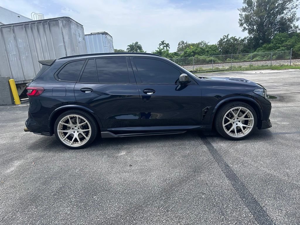 Used 2022 BMW X5 M w/ Competition Package 2 AWD/4WD image 6
