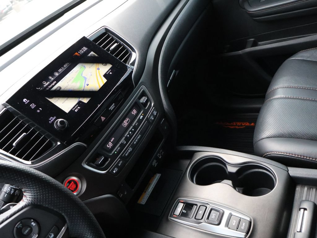 Certified 2023 Honda Passport TrailSport image 20