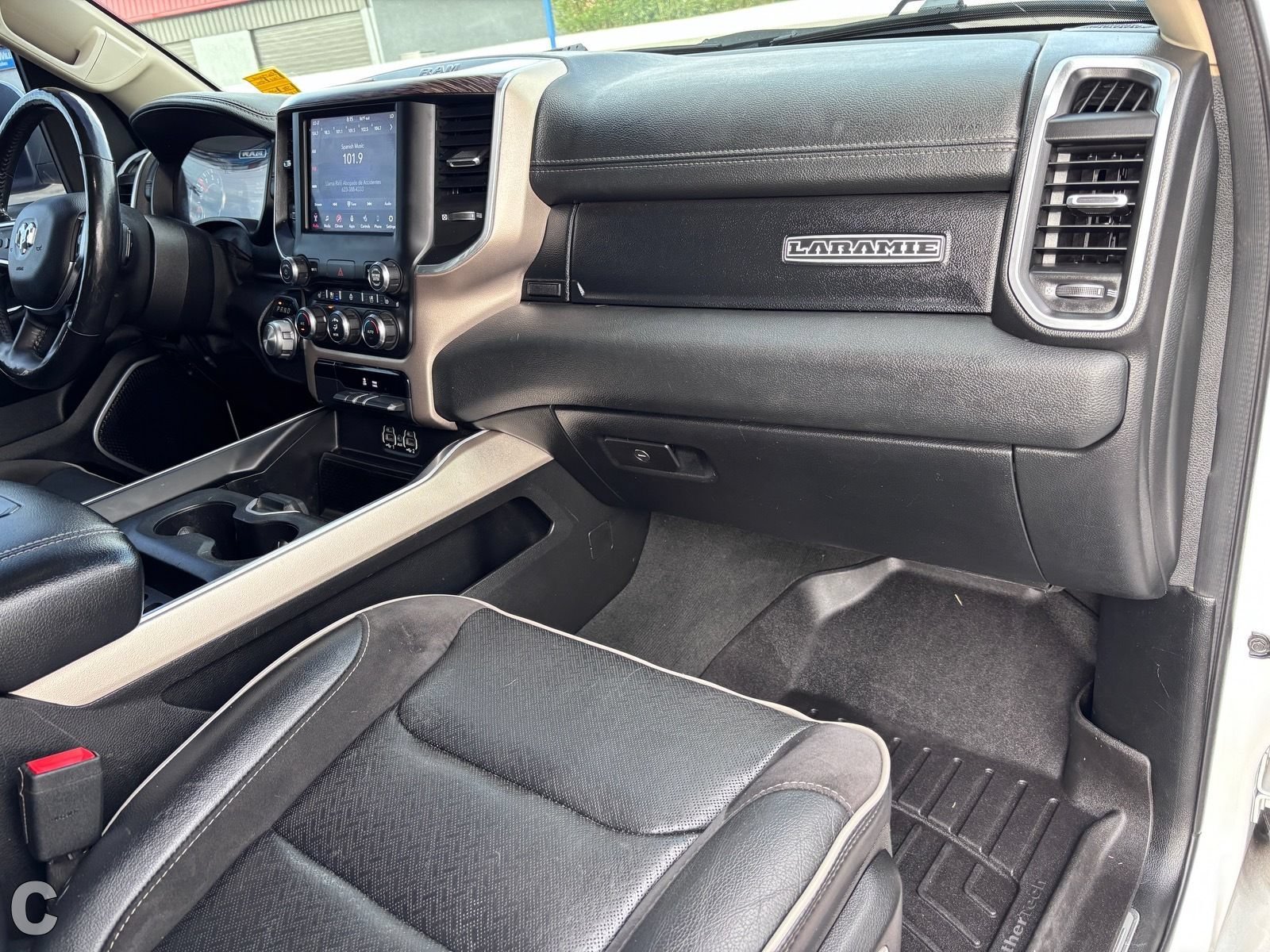 Used 2020 RAM 1500 Laramie RWD image 11
