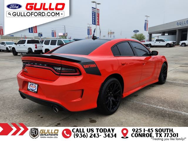 Used 2017 Dodge Charger R/T image 7