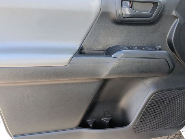 Used 2021 Toyota Tacoma SR AWD/4WD image 14