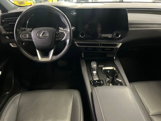 Used 2023 Lexus RX 350 Premium w/ Accessory Package AWD/4WD image 16