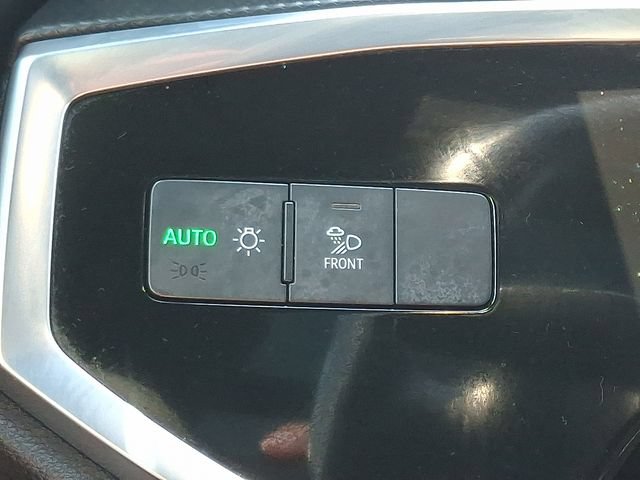 Used 2024 Audi Q3 2.0T Premium AWD/4WD image 25
