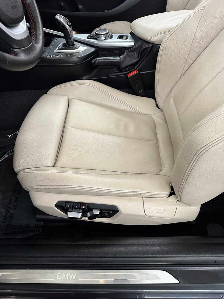 Used 2017 BMW 230i xDrive Convertible image 14