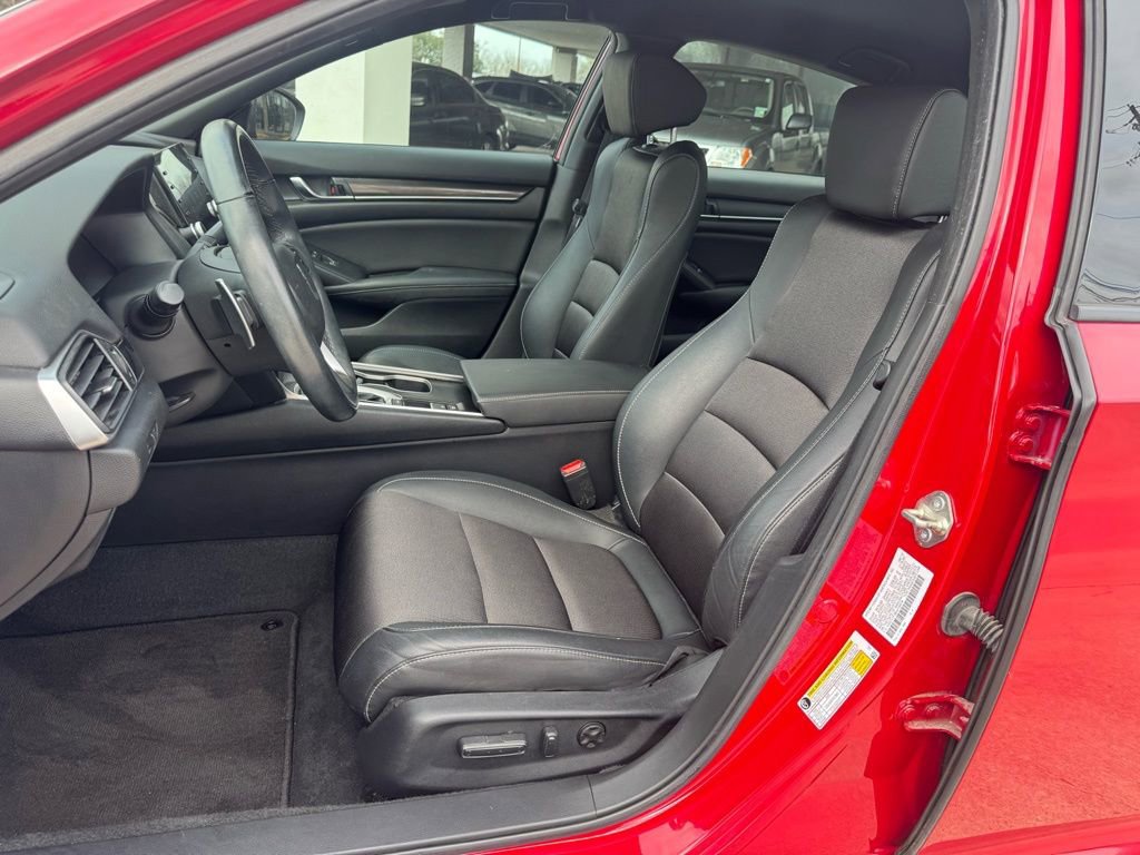Used 2019 Honda Accord Sport image 12