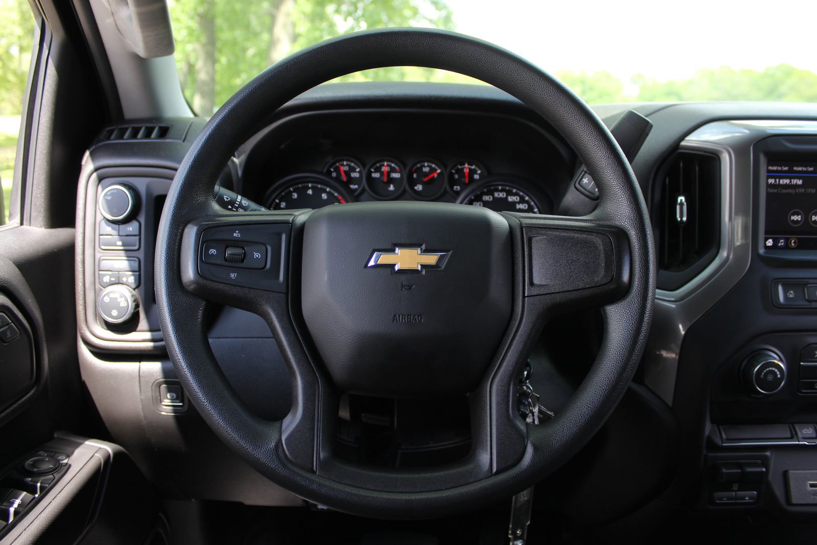 Used 2020 Chevrolet Silverado 2500 Custom w/ Custom Convenience Package AWD/4WD image 15