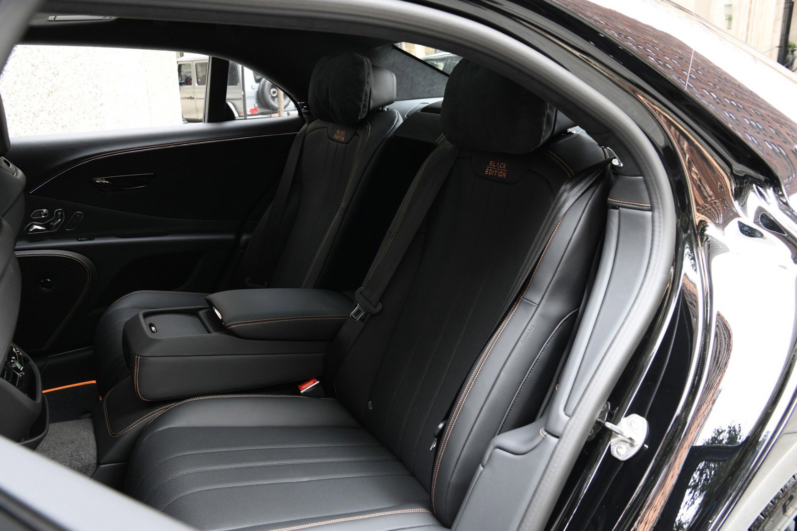 New 2025 Bentley Flying Spur Plug-In Hybrid image 12