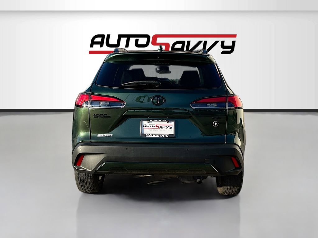 Used 2022 Toyota Corolla Cross XLE w/ Convenience Package FWD image 6