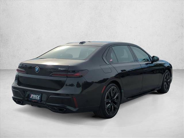 Used 2024 BMW 760i xDrive w/ Premium Package 2 image 5