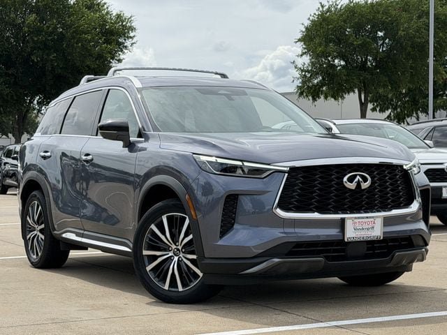 Used 2023 INFINITI QX60 Sensory w/ Cargo Package AWD/4WD image 2