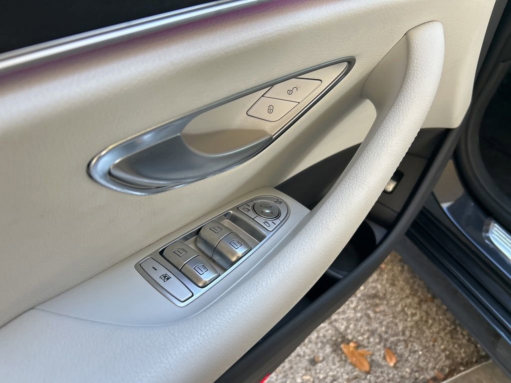 Used 2023 Mercedes-Benz E 350 Sedan w/ Premium Package image 39