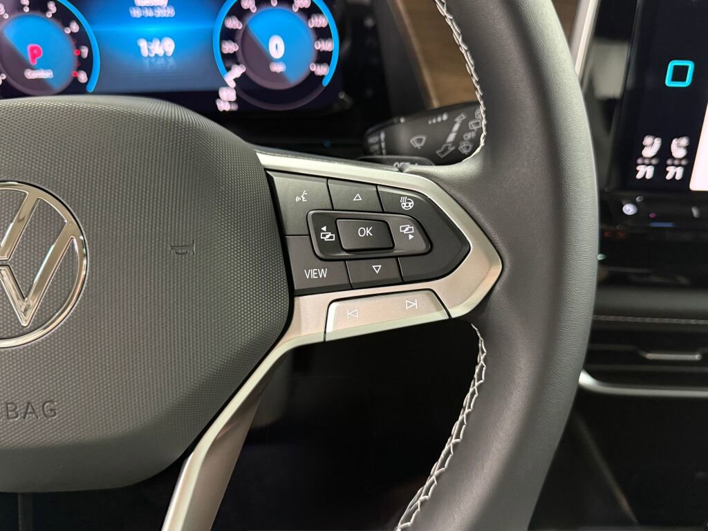 New 2026 Volkswagen Atlas SE image 14