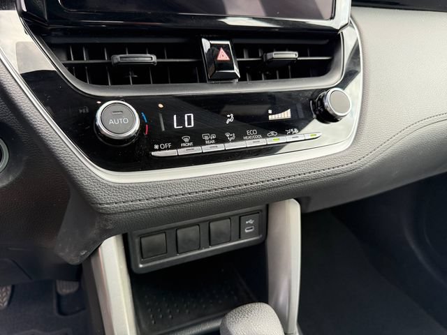 Used 2023 Toyota Corolla Cross AWD Hybrid image 23