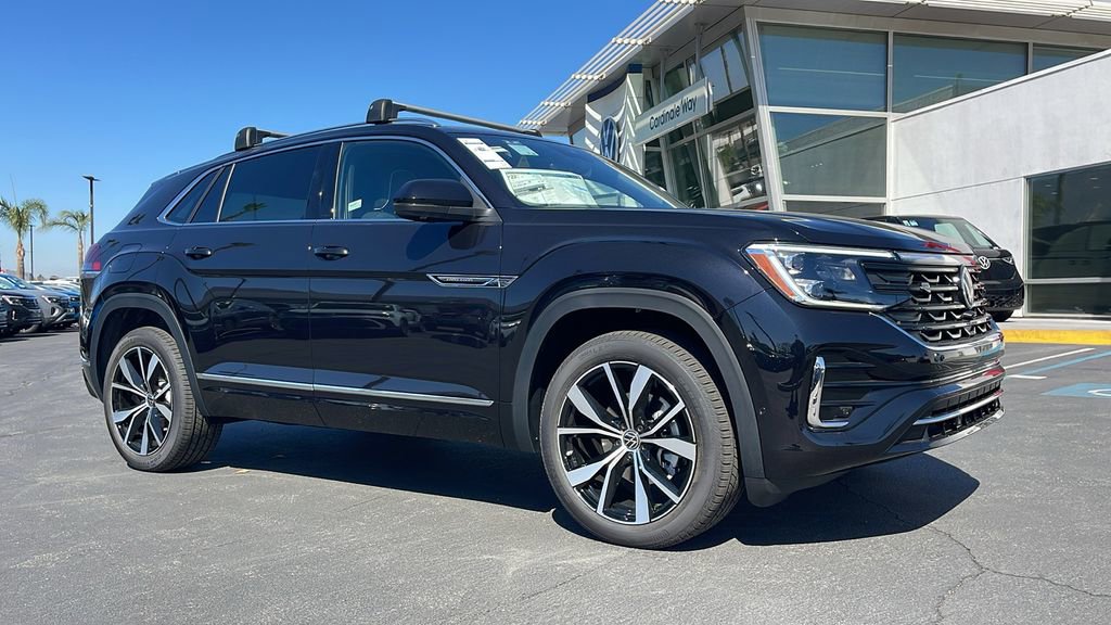 New 2026 Volkswagen Atlas Cross Sport SEL Premium R-Line AWD/4WD image 1