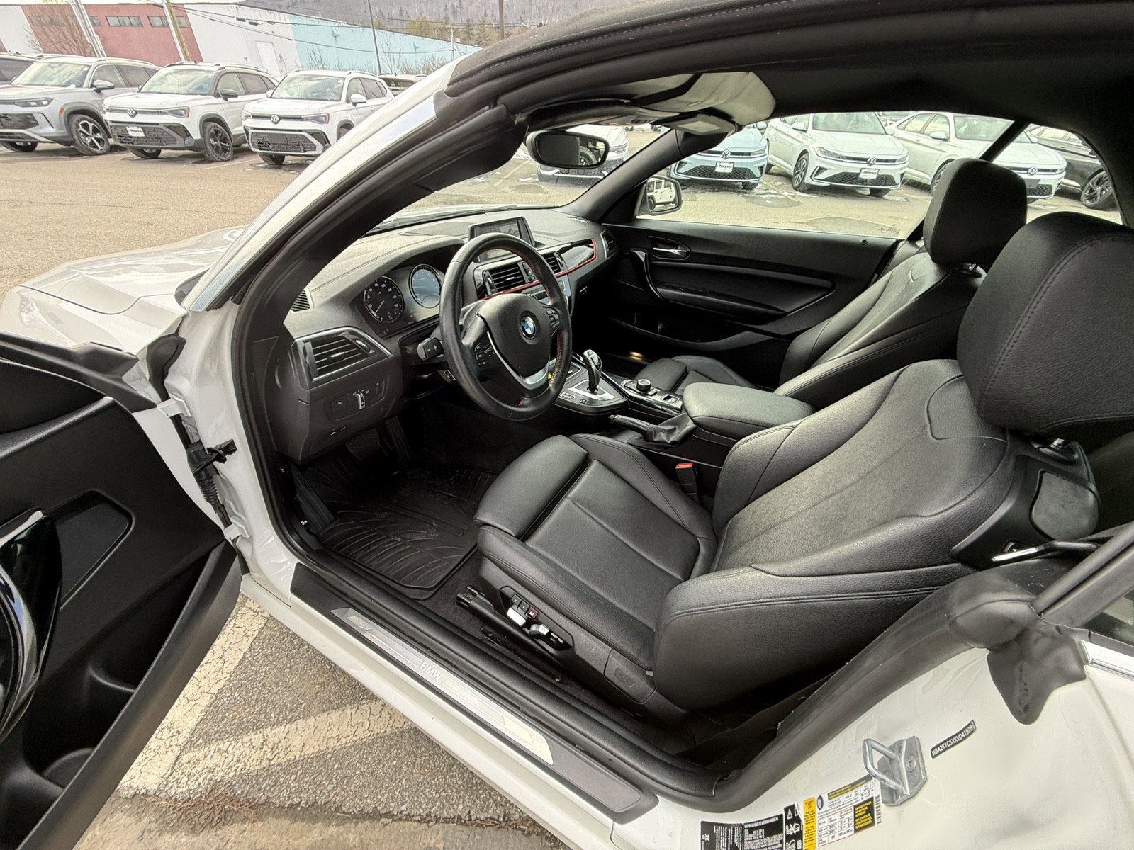 Used 2019 BMW 230i xDrive Convertible w/ Convenience Package image 9