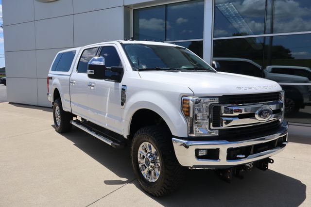 Used 2019 Ford F250 XLT w/ XLT Premium Package AWD/4WD image 2