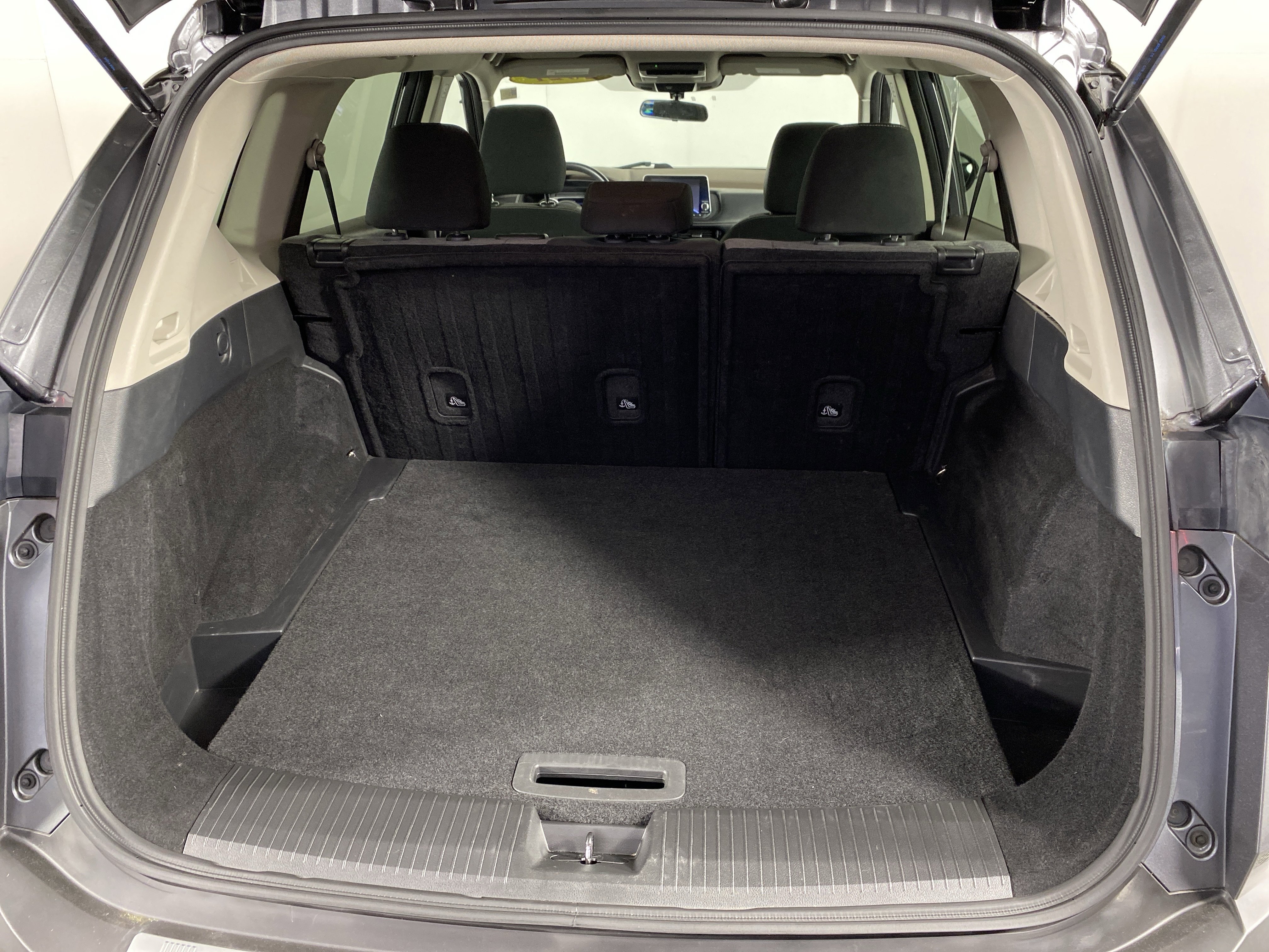 Used 2021 Nissan Rogue SV AWD/4WD image 32