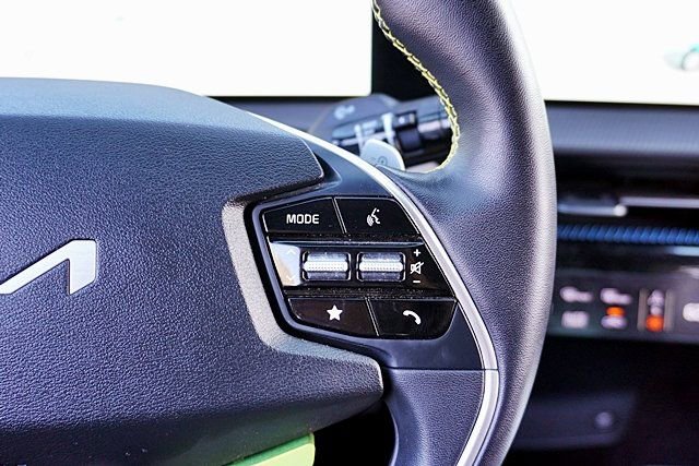 Used 2023 Kia EV6 GT AWD/4WD image 40