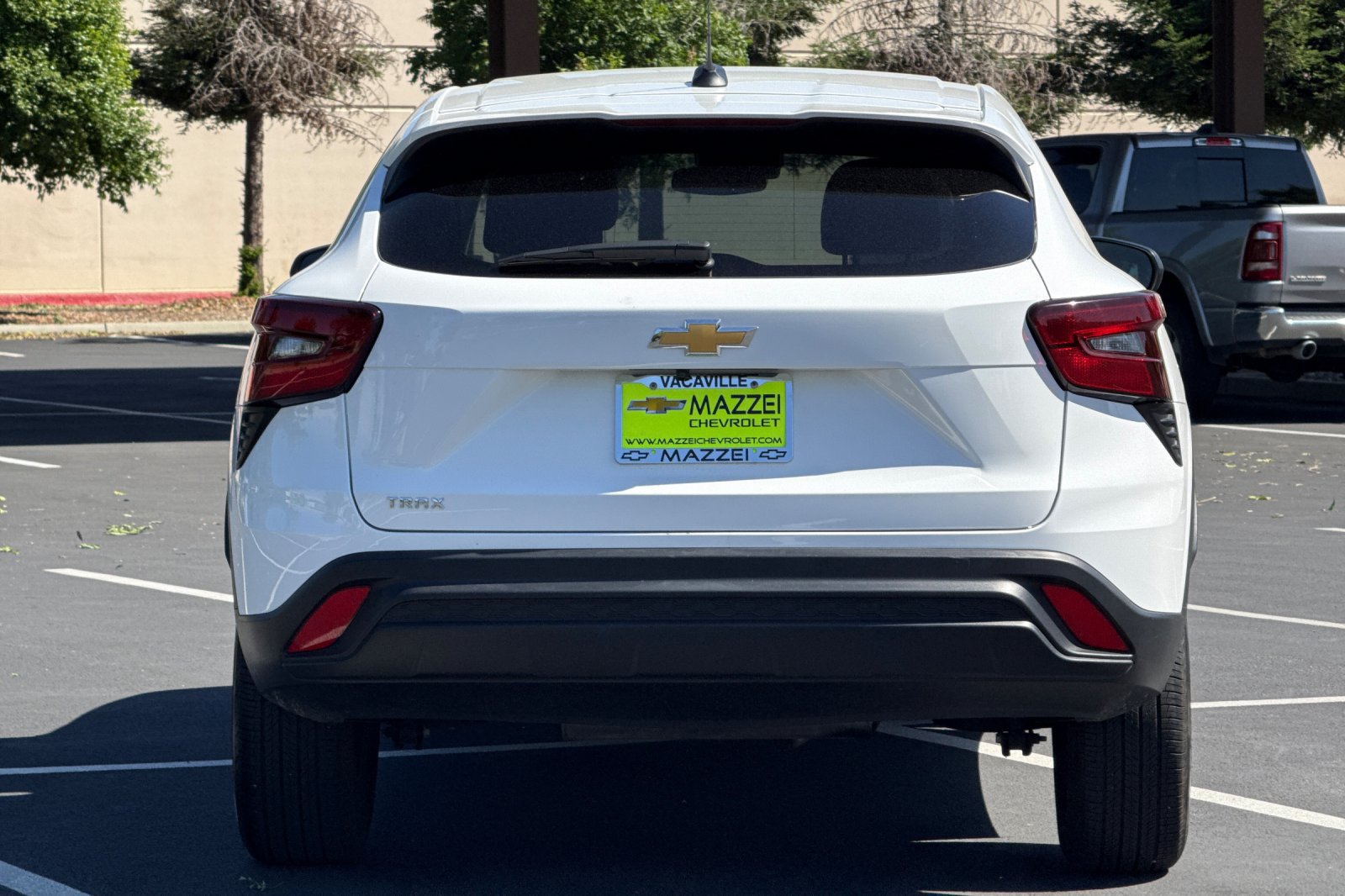 Used 2025 Chevrolet Trax LS FWD image 11
