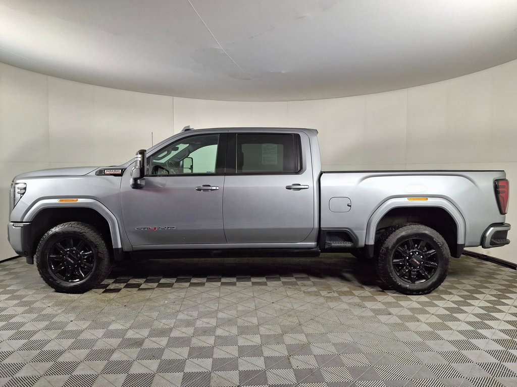 Used 2024 GMC Sierra 2500 AT4 w/ AT4 Premium Plus Package image 2