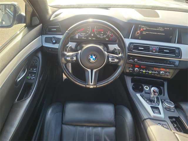 Used 2015 BMW M5 image 14