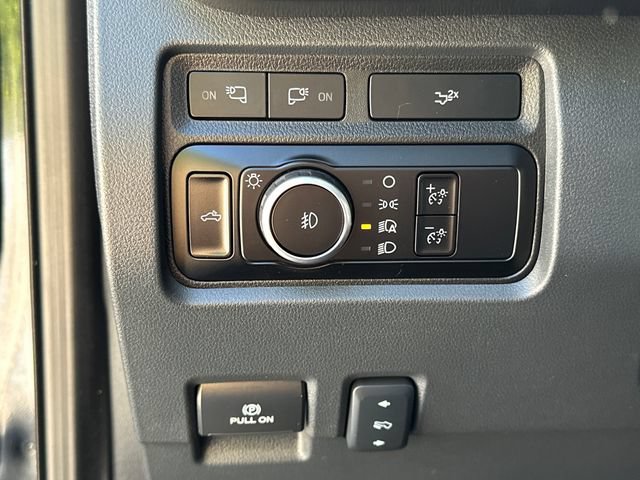 Used 2023 Ford F250 Lariat w/ Lariat Ultimate Package AWD/4WD image 24