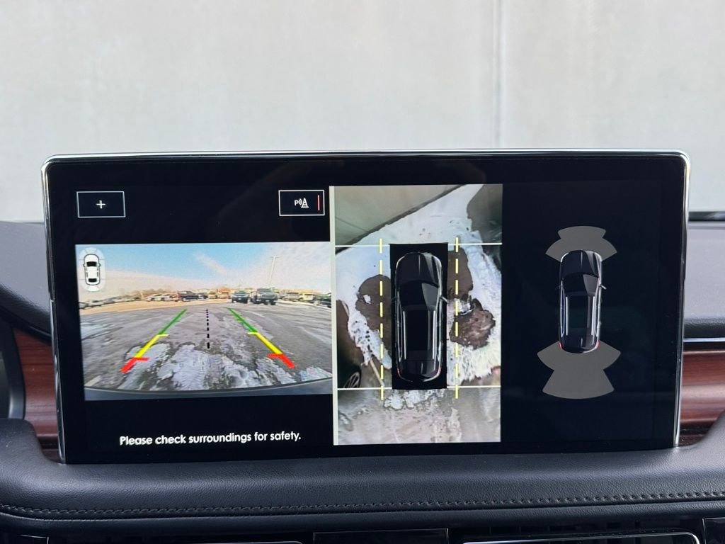 Used 2022 Lincoln Nautilus Reserve w/ Equipment Group 202A image 20