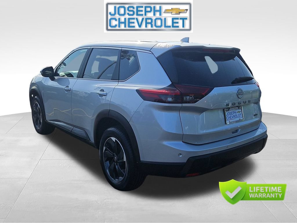 Used 2025 Nissan Rogue SV AWD/4WD video 3