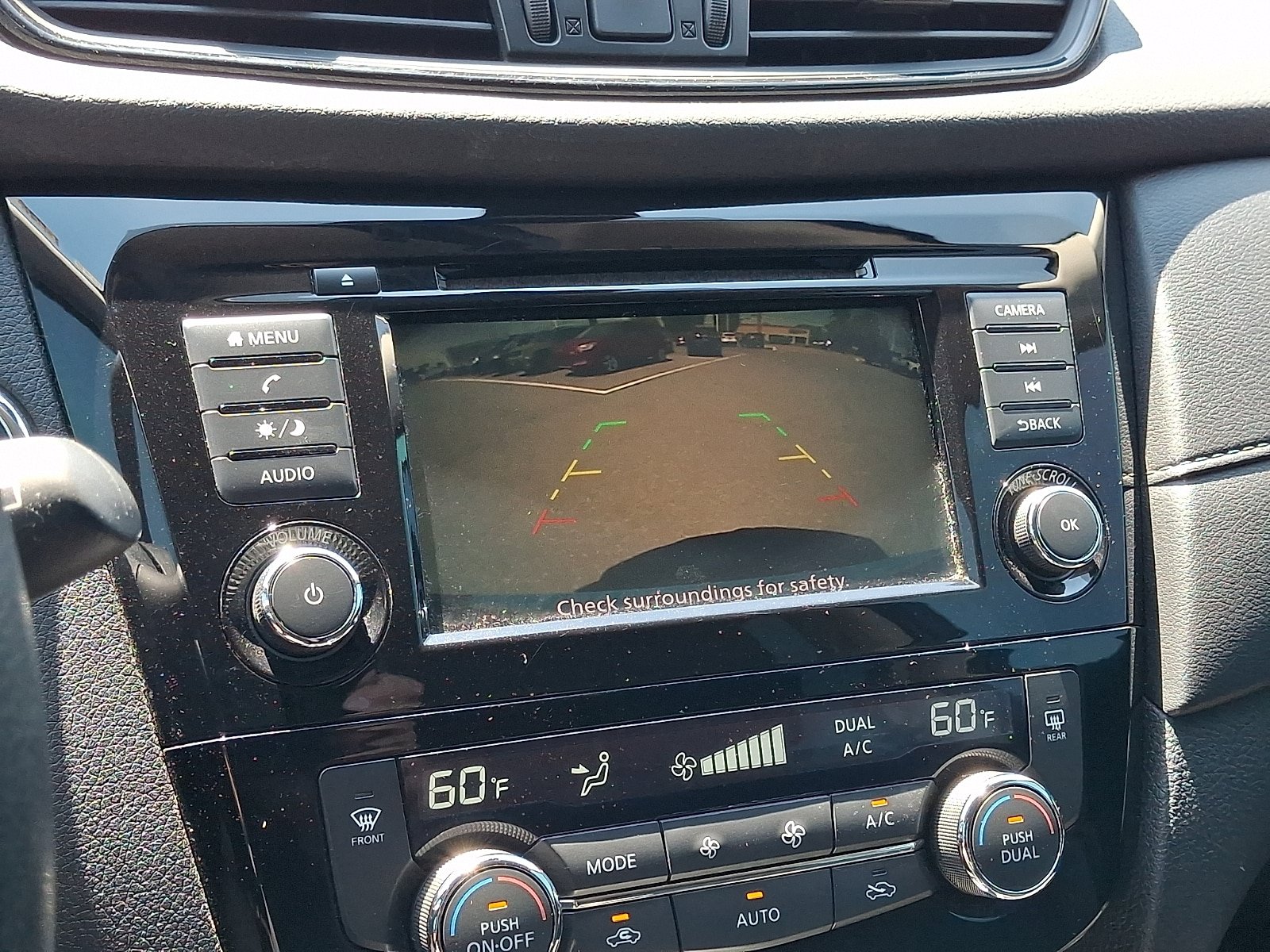 Used 2020 Nissan Rogue SV AWD/4WD image 18