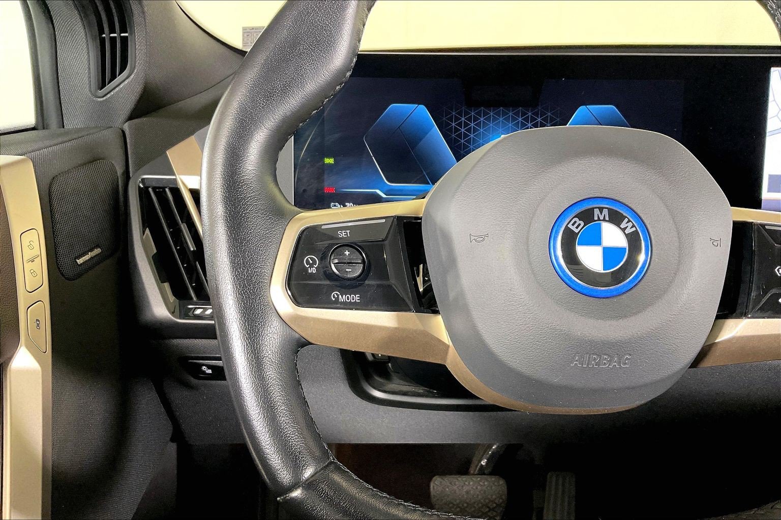 Certified 2024 BMW iX xDrive50 w/ Sport Package AWD/4WD image 16
