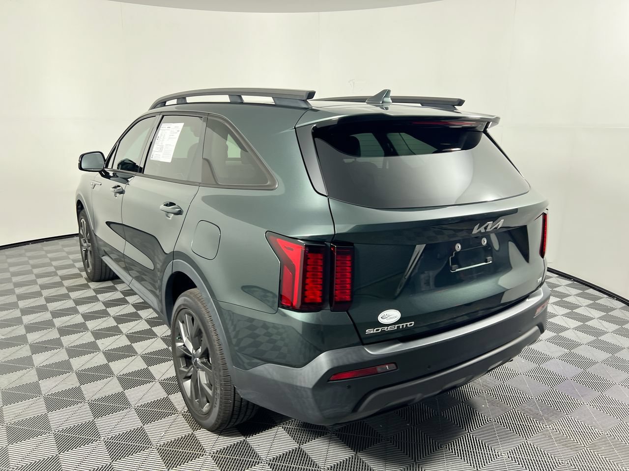 Certified 2023 Kia Sorento X-Line EX AWD/4WD image 5