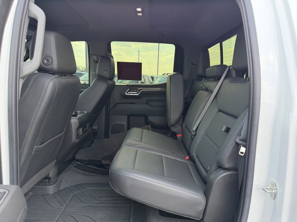 Used 2022 Chevrolet Silverado 1500 RST w/ Convenience Package II image 17