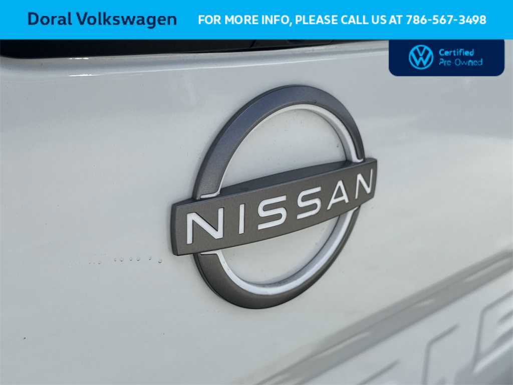 Used 2025 Nissan Frontier SV image 11