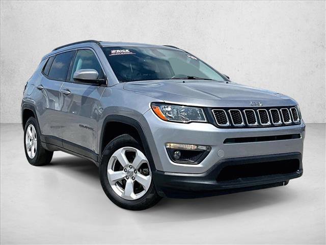Used 2019 Jeep Compass Latitude w/ Popular Equipment Group AWD/4WD image 12