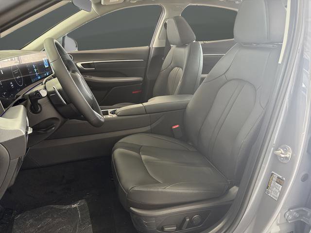 New 2025 Hyundai Sonata Limited image 4