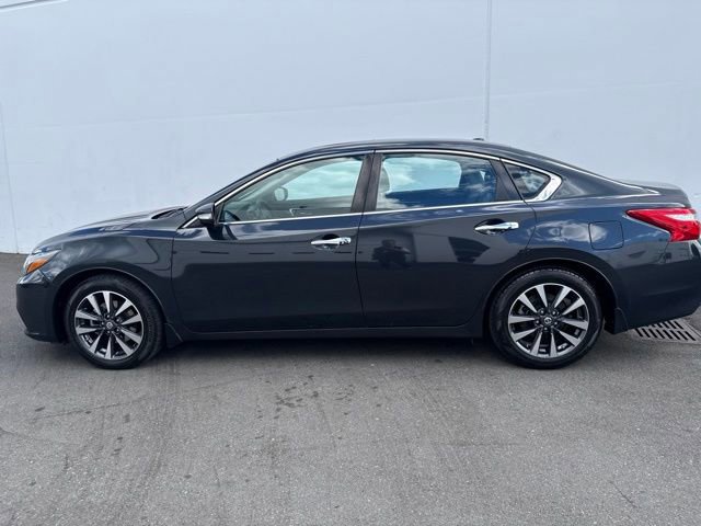 Used 2016 Nissan Altima 2.5 SL w/ 2.5 Technology w/LED Package FWD image 10