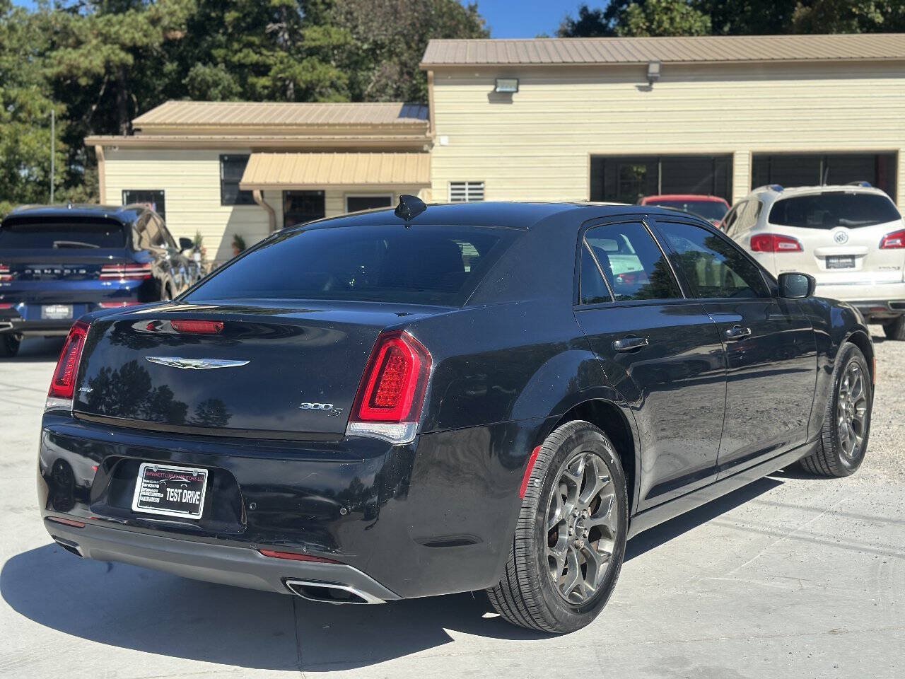 Used 2015 Chrysler 300 S w/ 300S Premium Group AWD/4WD image 9