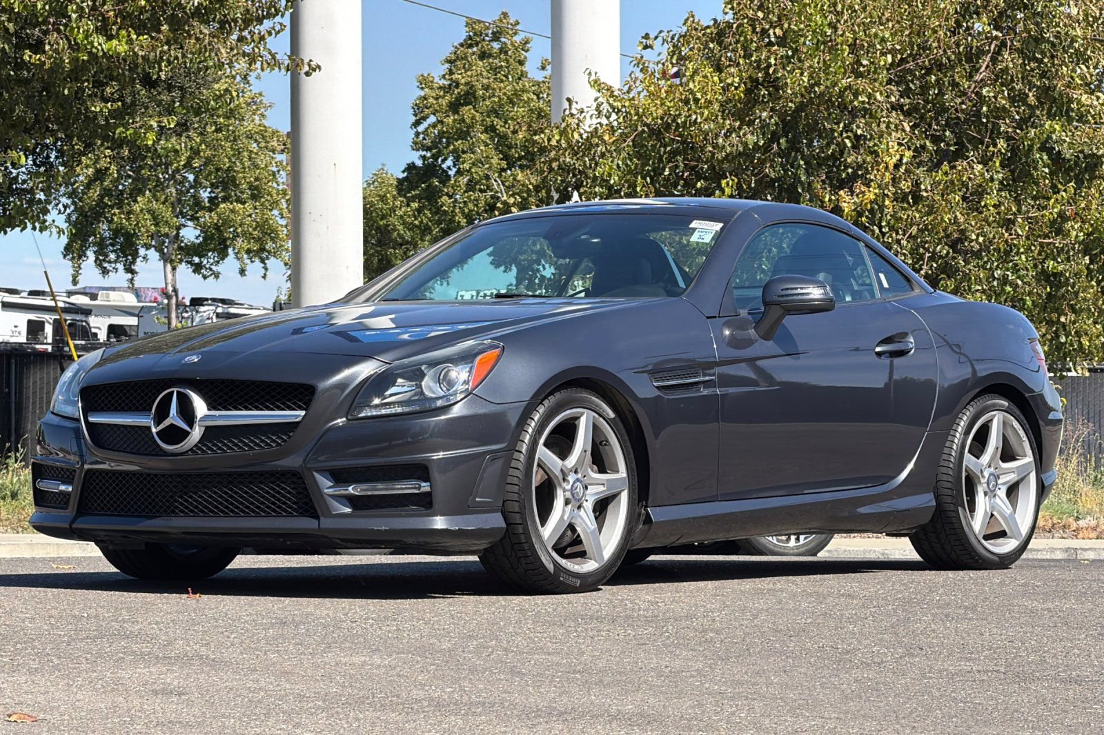 Used 2015 Mercedes-Benz SLK 250 w/ Premium Package image 8