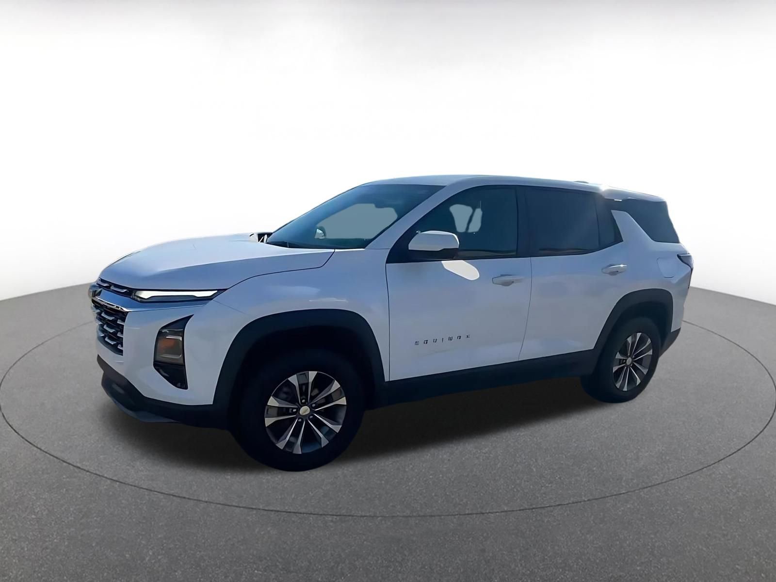 Used 2025 Chevrolet Equinox LT image 8