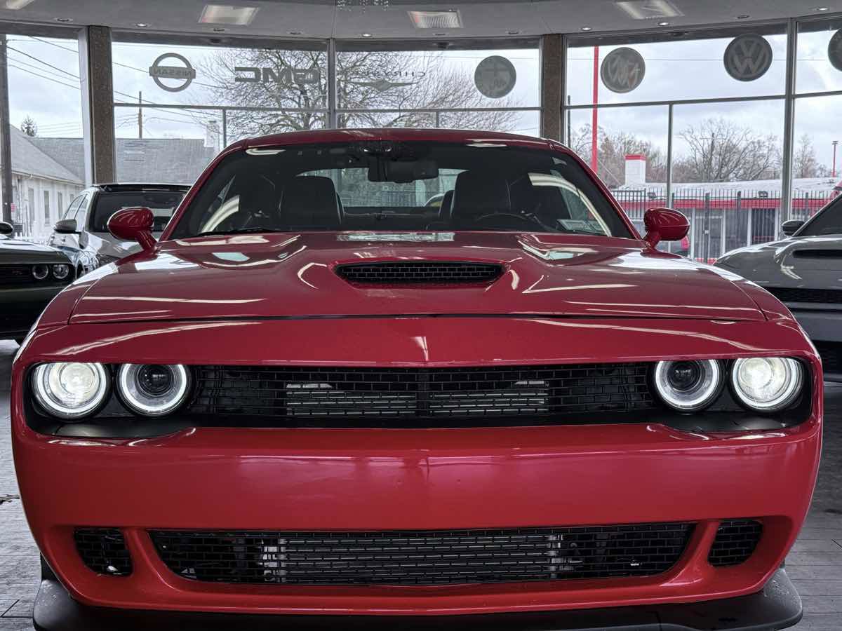 Used 2021 Dodge Challenger GT w/ Plus Package image 4
