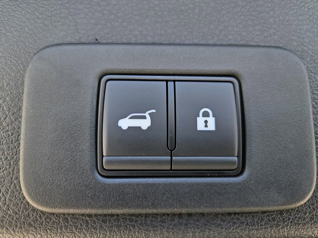 New 2025 Nissan Murano SV image 7