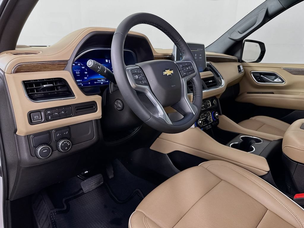 Used 2023 Chevrolet Tahoe Premier RWD image 9