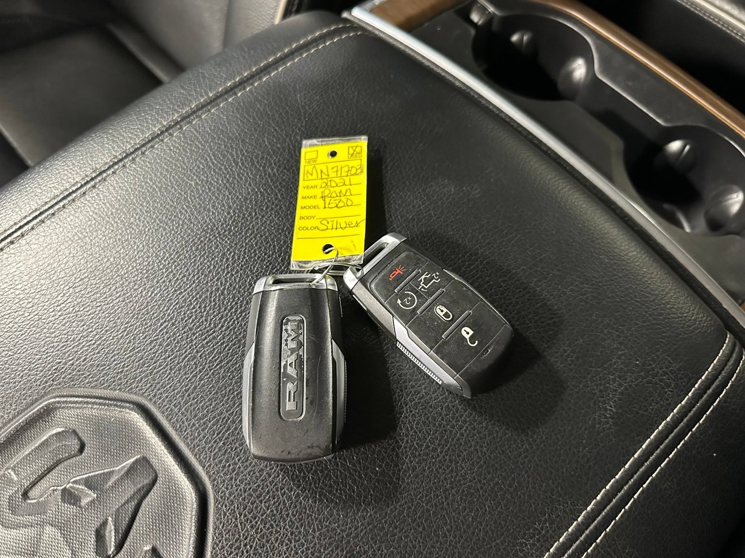Used 2021 RAM 1500 Laramie AWD/4WD image 33