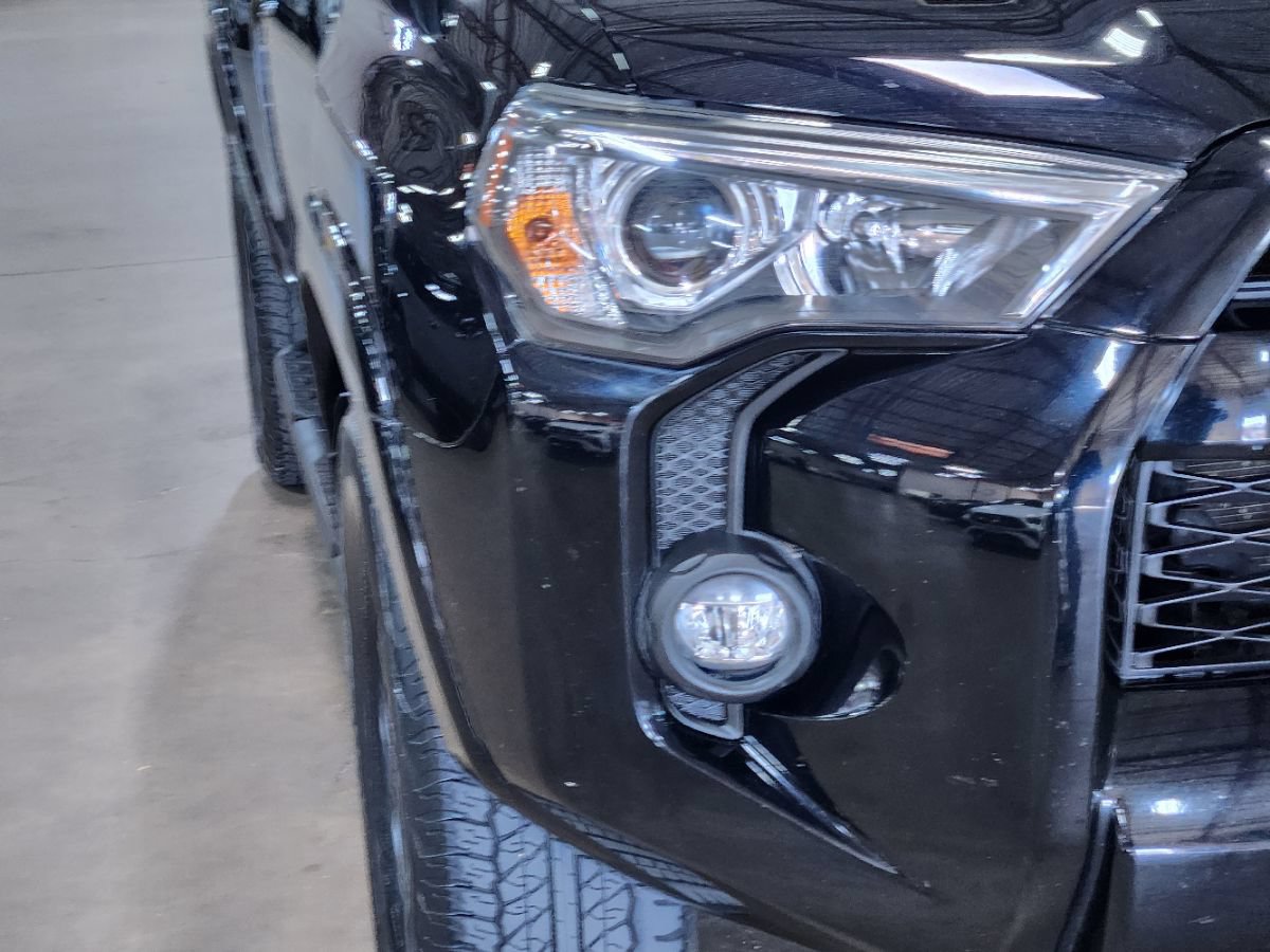 Used 2022 Toyota 4Runner SR5 RWD image 21