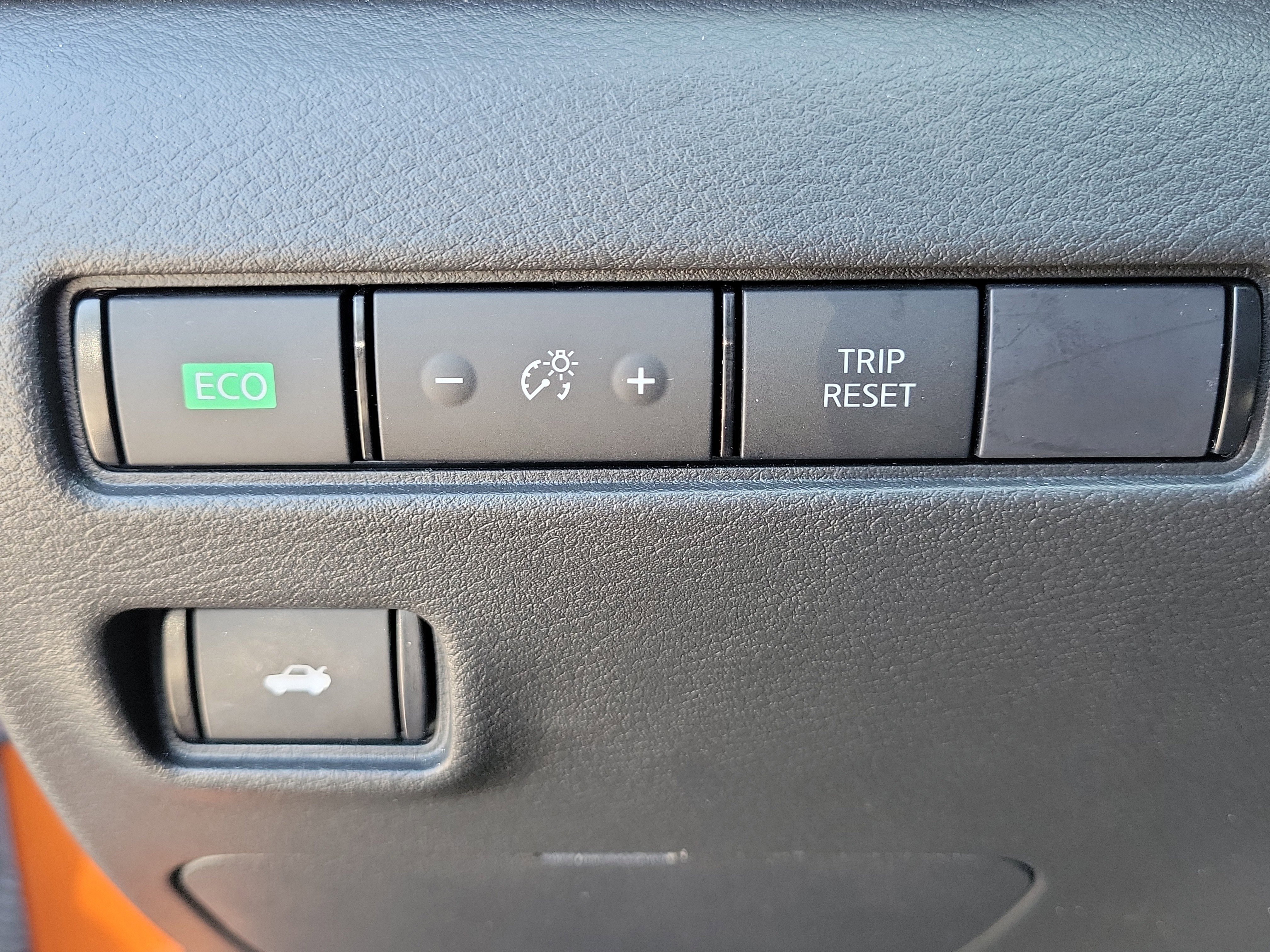 Certified 2024 Nissan Sentra SR w/ SR Premium Package image 27