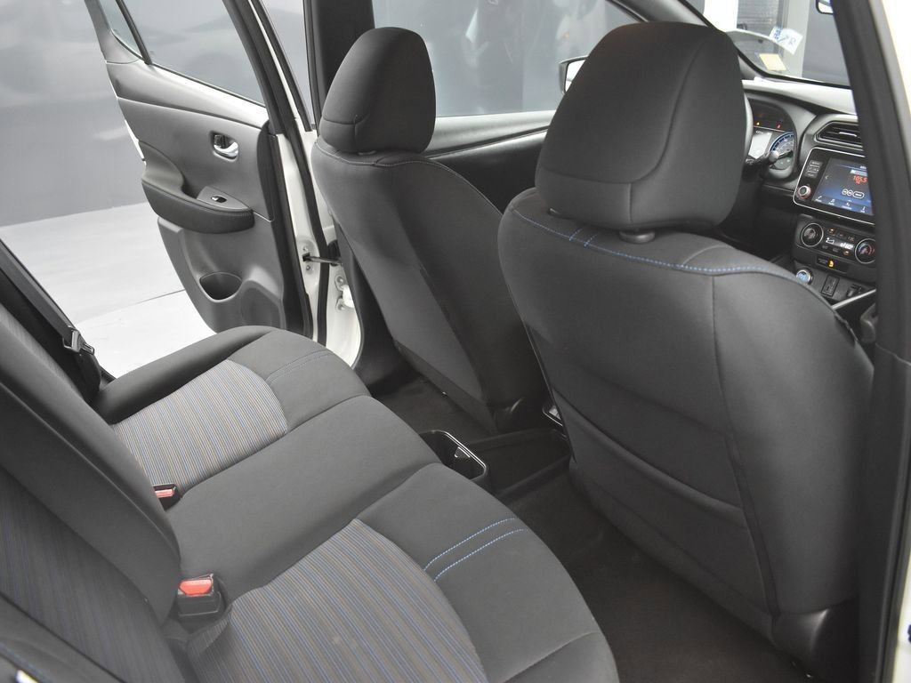 Used 2024 Nissan Leaf S image 18