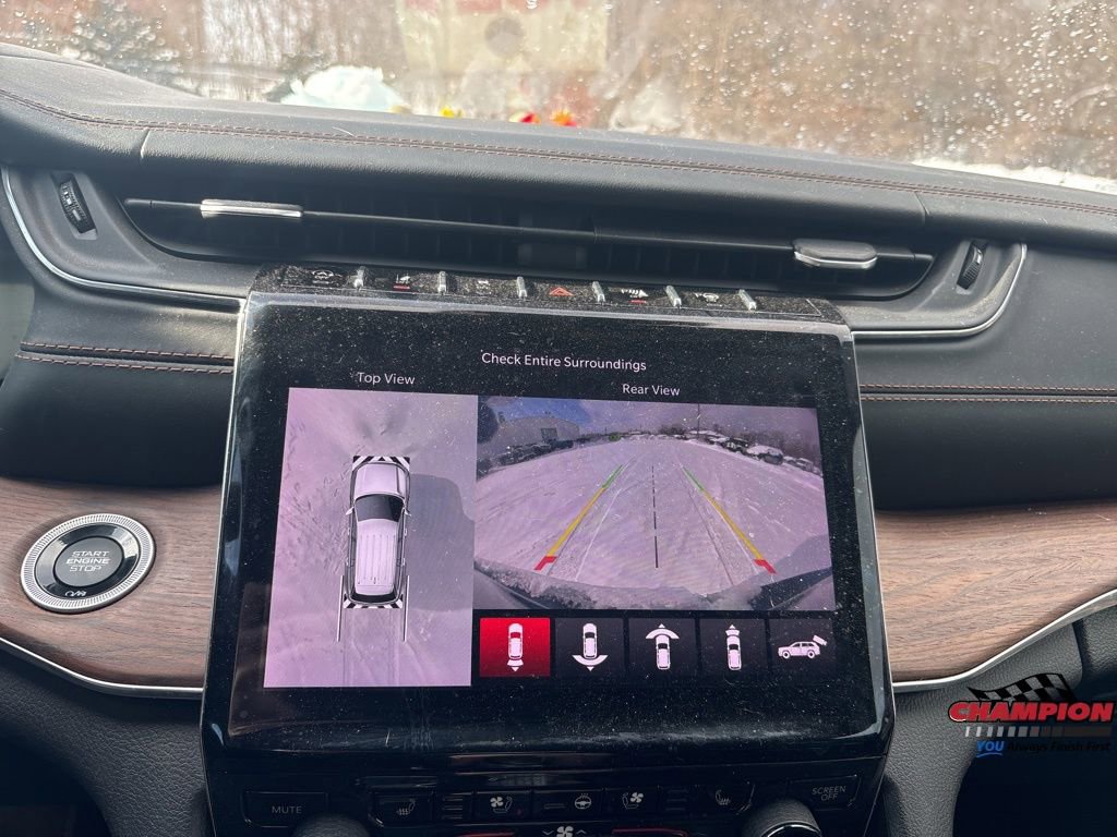 Used 2021 Jeep Grand Cherokee L Summit w/ Advanced Protech Group IV image 22