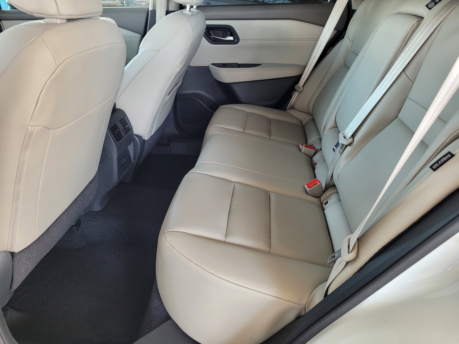 Certified 2023 Nissan Rogue SV w/ SV Premium B Package FWD image 6