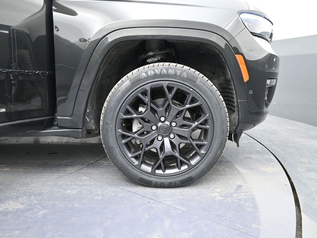 Used 2024 Jeep Grand Cherokee L Summit image 46